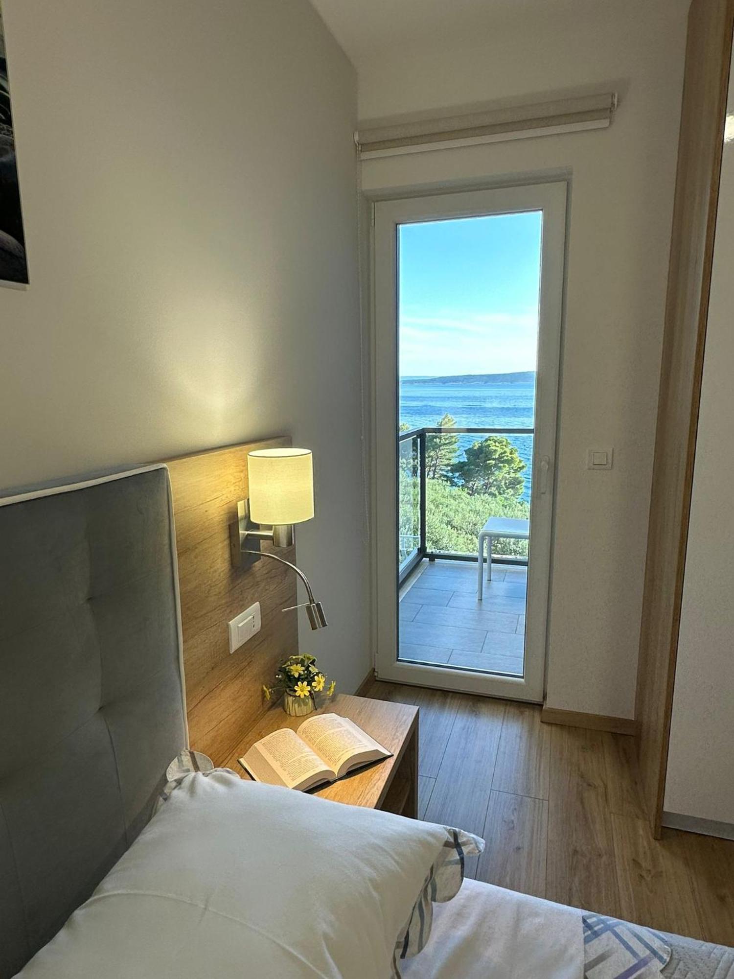 Apartment Ante Brela Bagian luar foto