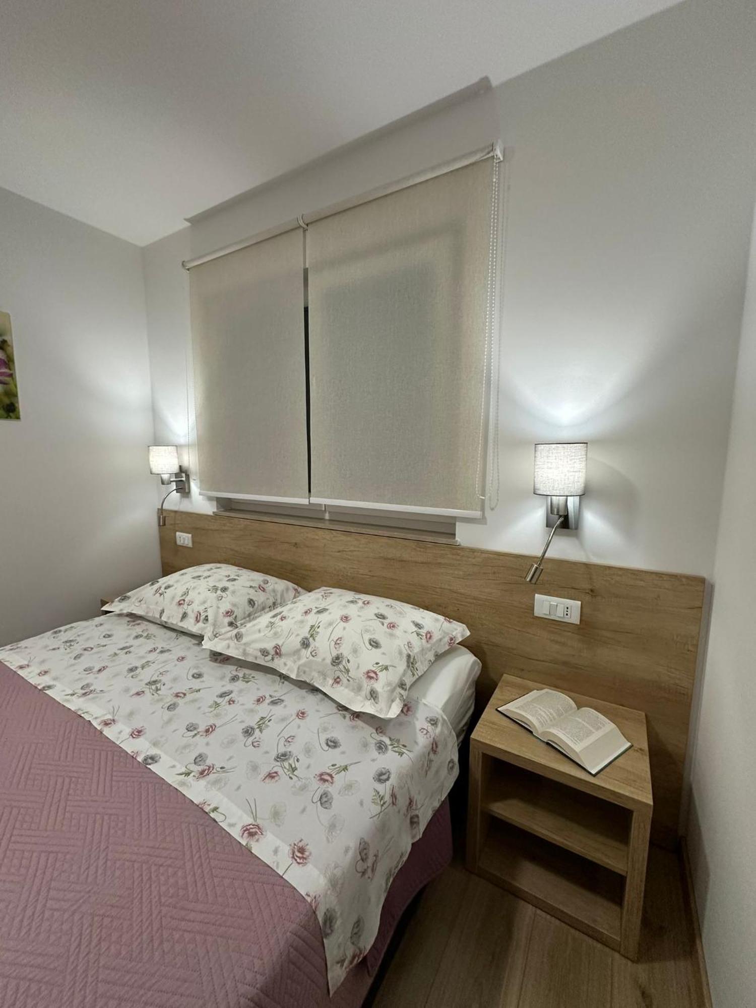 Apartment Ante Brela Bagian luar foto