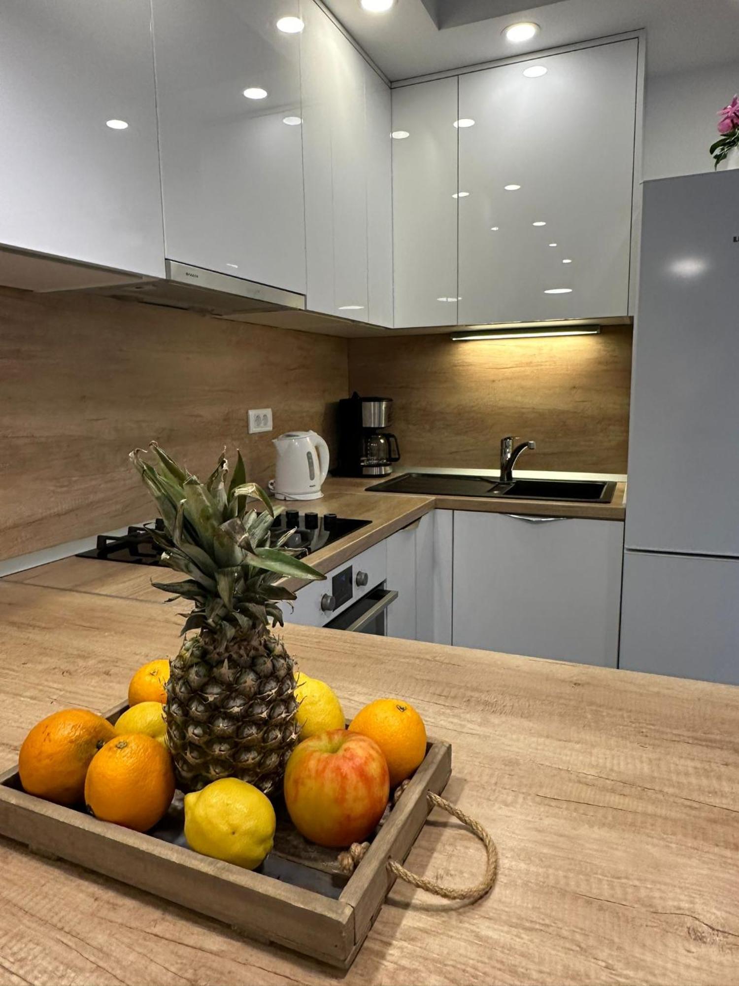 Apartment Ante Brela Bagian luar foto