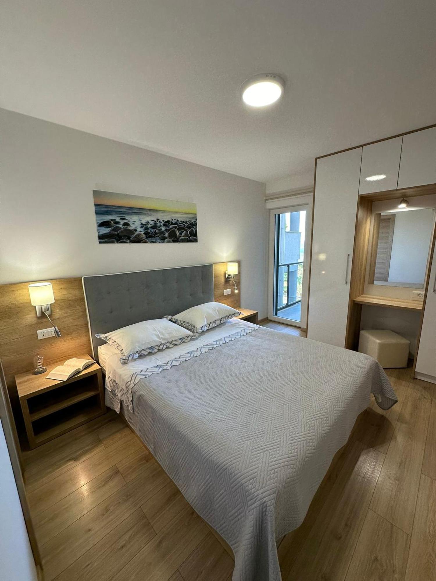 Apartment Ante Brela Bagian luar foto