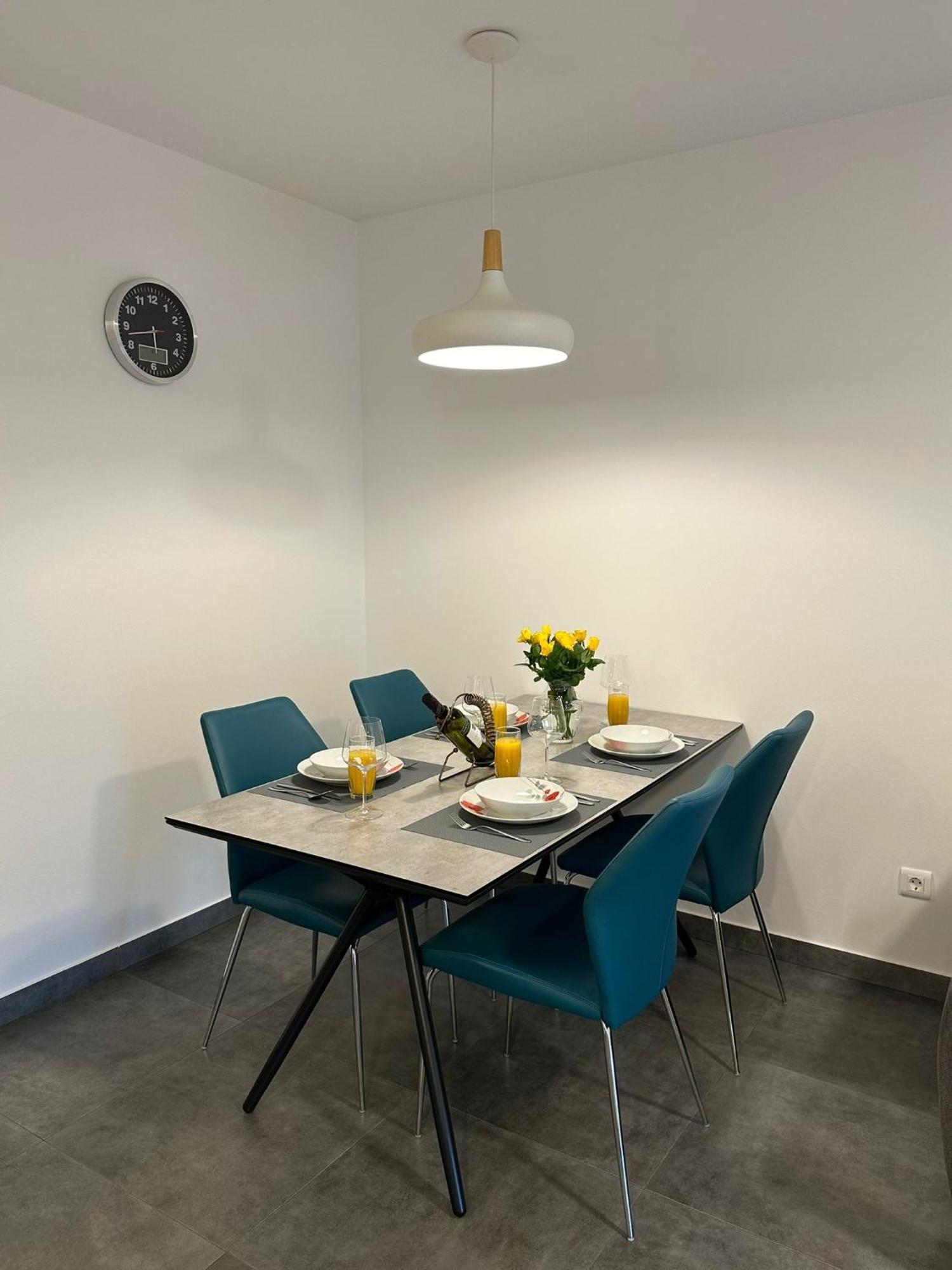 Apartment Ante Brela Bagian luar foto