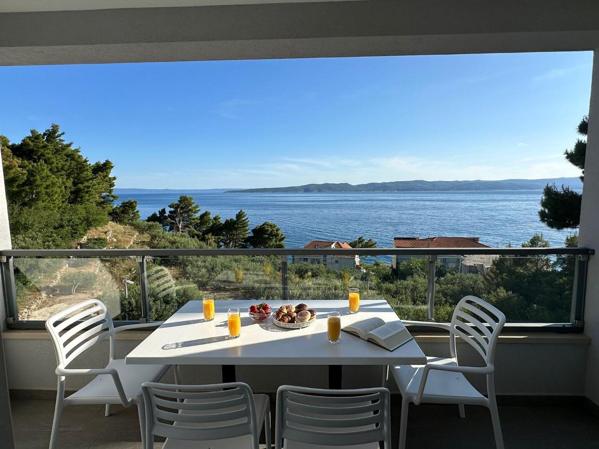 Apartment Ante Brela Bagian luar foto