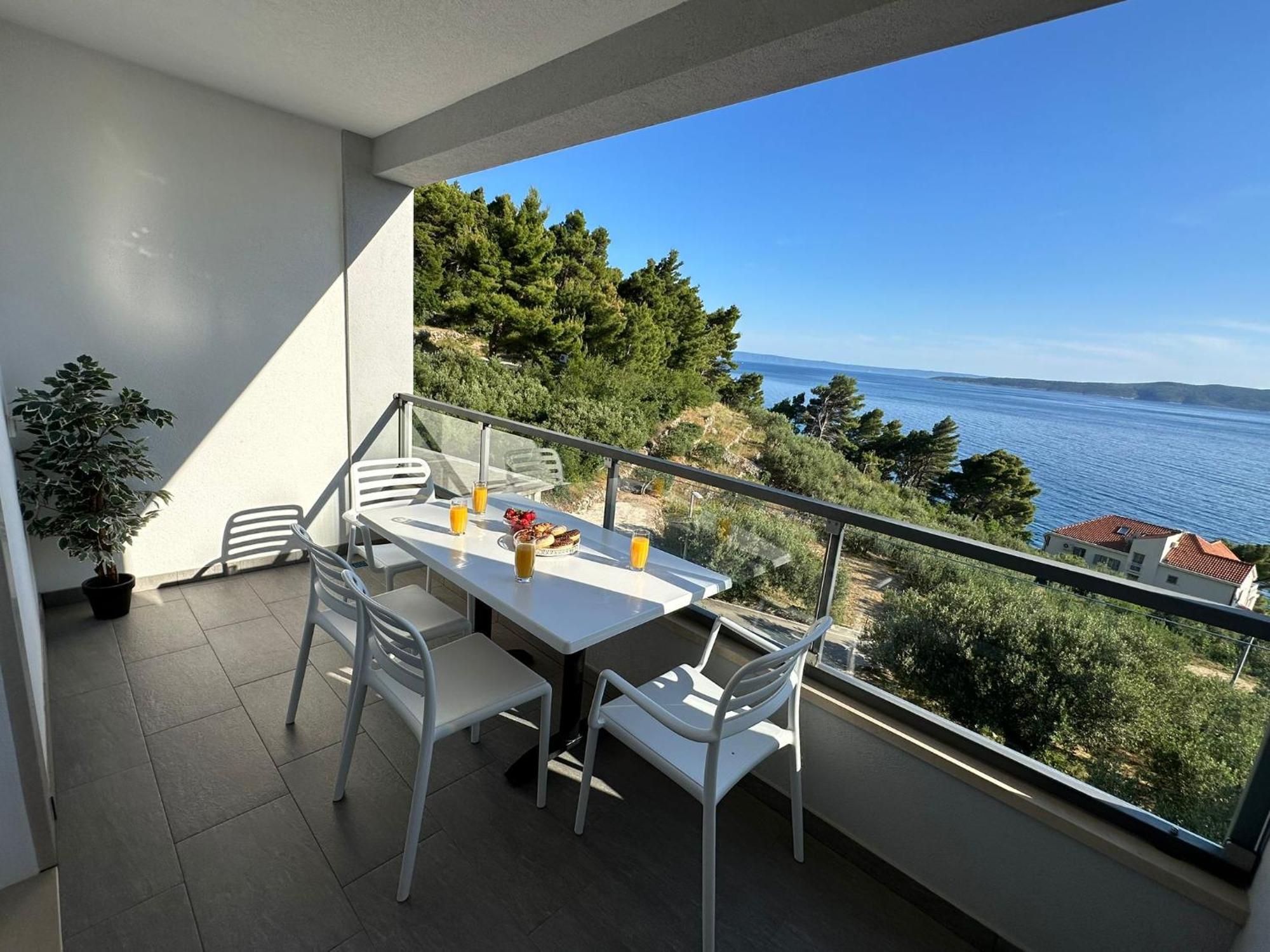 Apartment Ante Brela Bagian luar foto